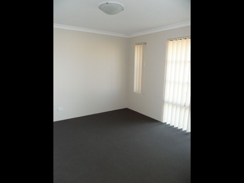 16 Calneggia Drive, Darling Downs WA 6122