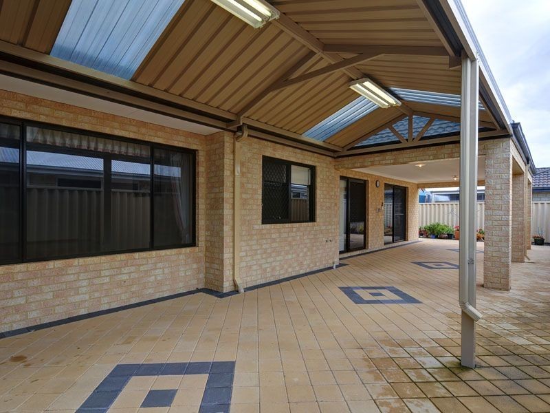 16 Harmony Avenue, Atwell WA 6164