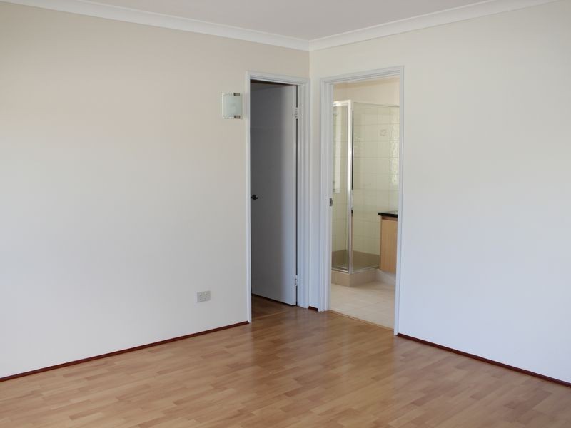 16 Harmony Avenue, Atwell WA 6164