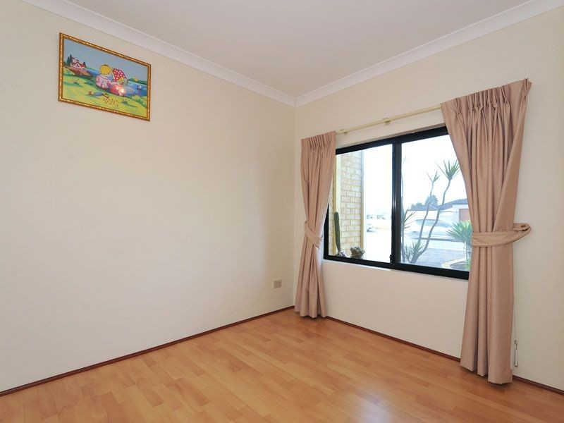 16 Harmony Avenue, Atwell WA 6164