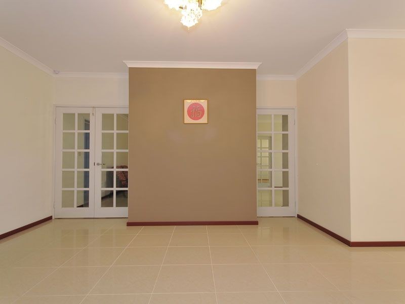 16 Harmony Avenue, Atwell WA 6164