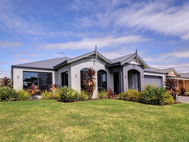 18 Brindabella Avenue, Aubin Grove WA 6164