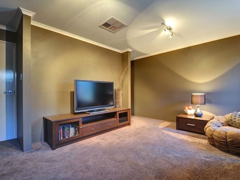 18 Brindabella Avenue, Aubin Grove WA 6164