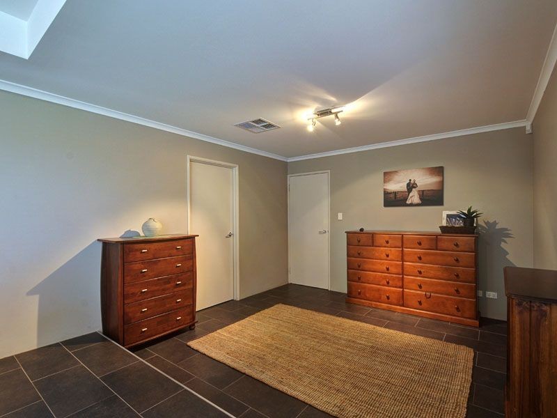 18 Brindabella Avenue, Aubin Grove WA 6164