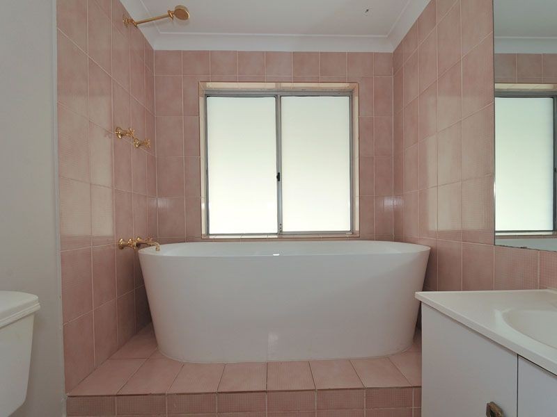 46 Mariposa Gardens, Success WA 6164