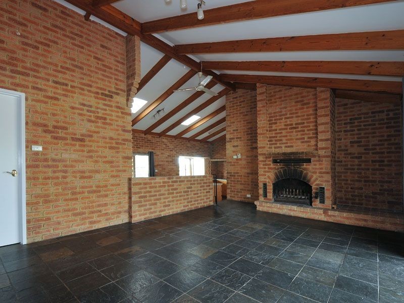 46 Mariposa Gardens, Success WA 6164