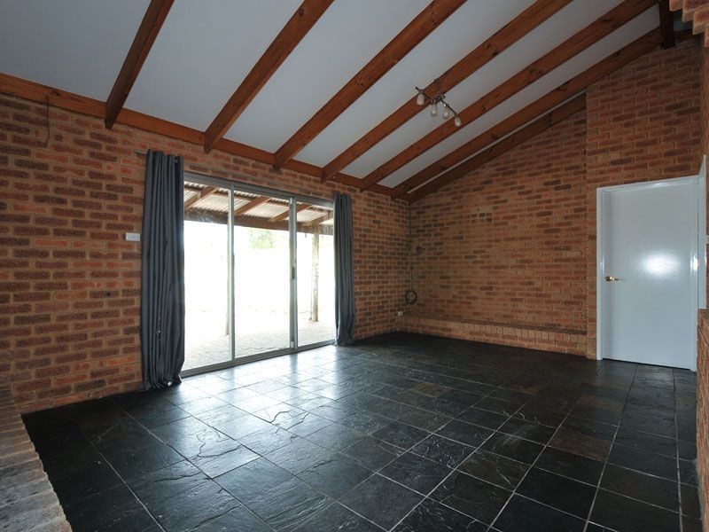 46 Mariposa Gardens, Success WA 6164