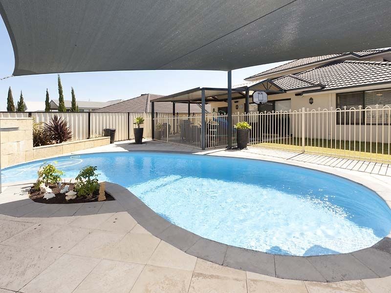 19 The Lakes Boulevard, Jandakot WA 6164