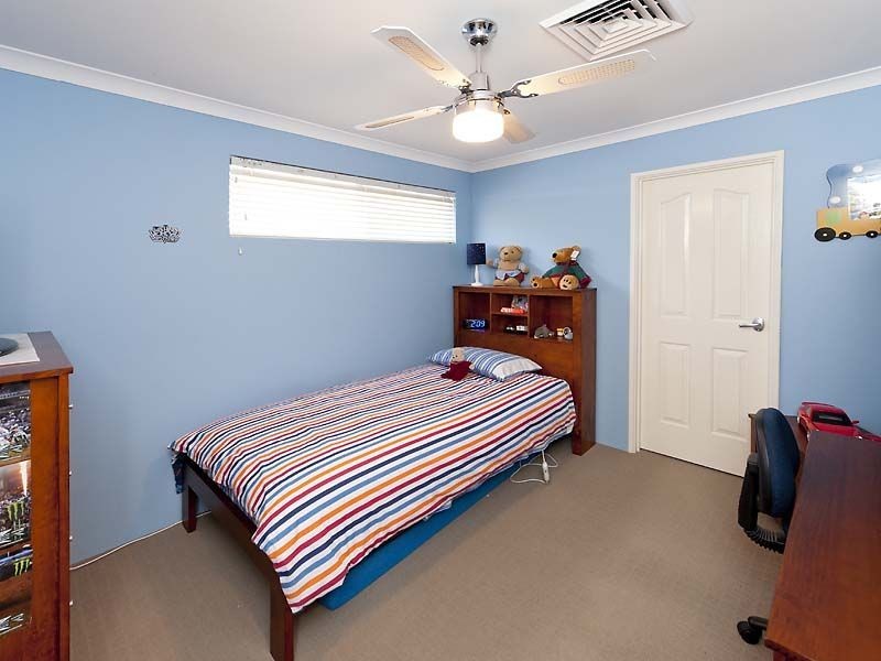 19 The Lakes Boulevard, Jandakot WA 6164