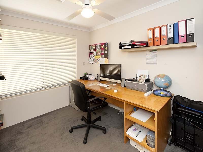 19 The Lakes Boulevard, Jandakot WA 6164