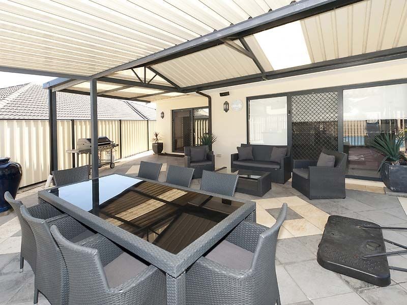 19 The Lakes Boulevard, Jandakot WA 6164