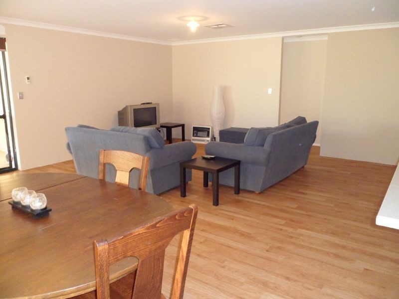 16 Spruce Terrace, Aubin Grove WA 6164