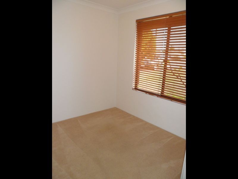 18 Nagambie Close, South Lake WA 6164