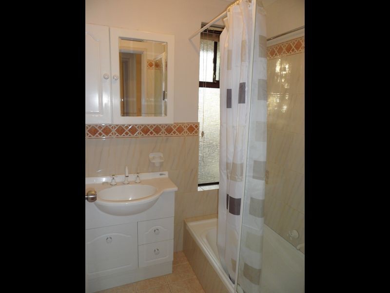 18 Nagambie Close, South Lake WA 6164