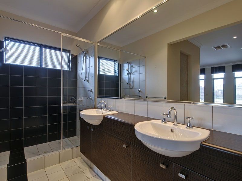 48 Macquarie Boulevard, Hammond Park WA 6164