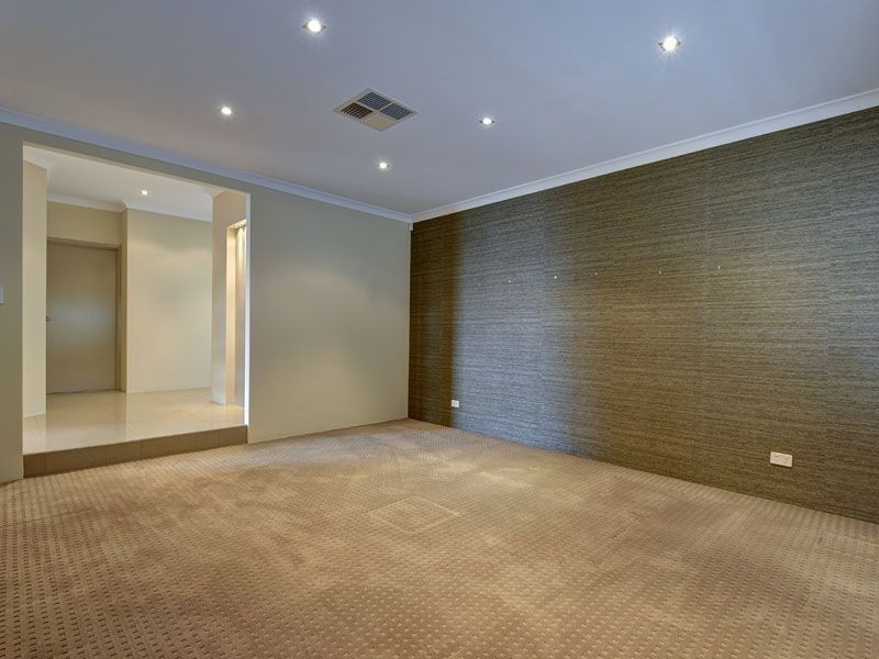 48 Macquarie Boulevard, Hammond Park WA 6164