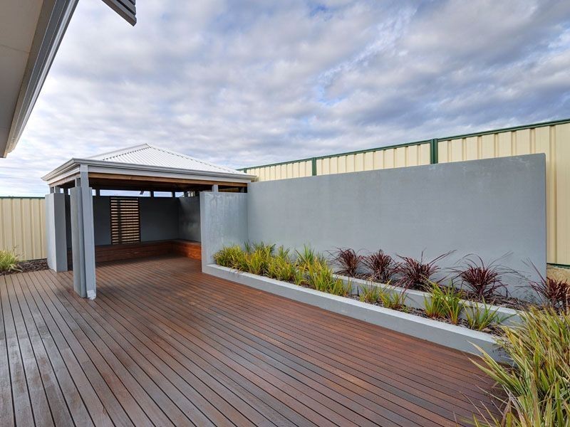 48 Macquarie Boulevard, Hammond Park WA 6164