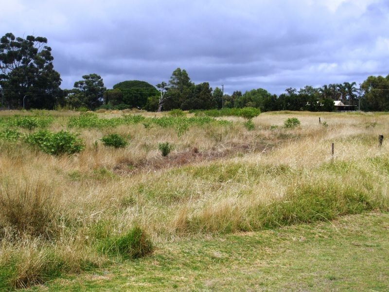 12 Jobson Loop, Brookdale WA 6112