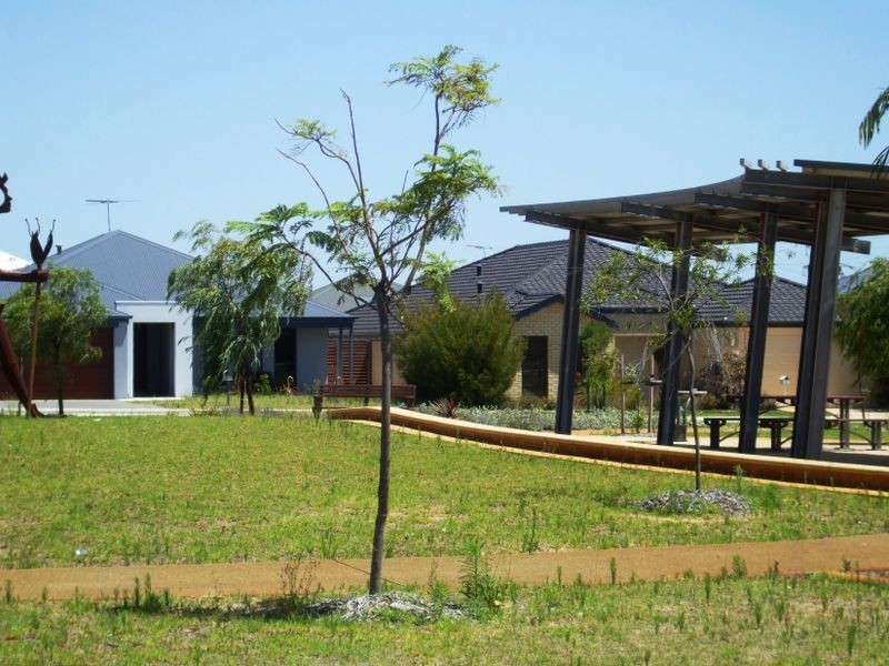 2 Pitch Way, Aubin Grove WA 6164