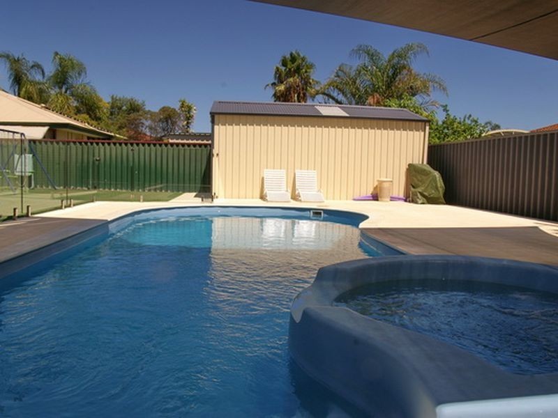 11 Dusenberg Mews, Atwell WA 6164