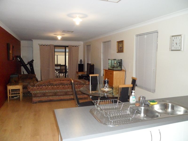 140 Lyon Road, Aubin Grove WA 6164