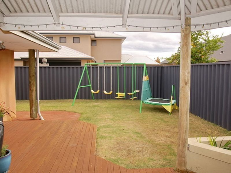 14 Concord Terrace, Atwell WA 6164