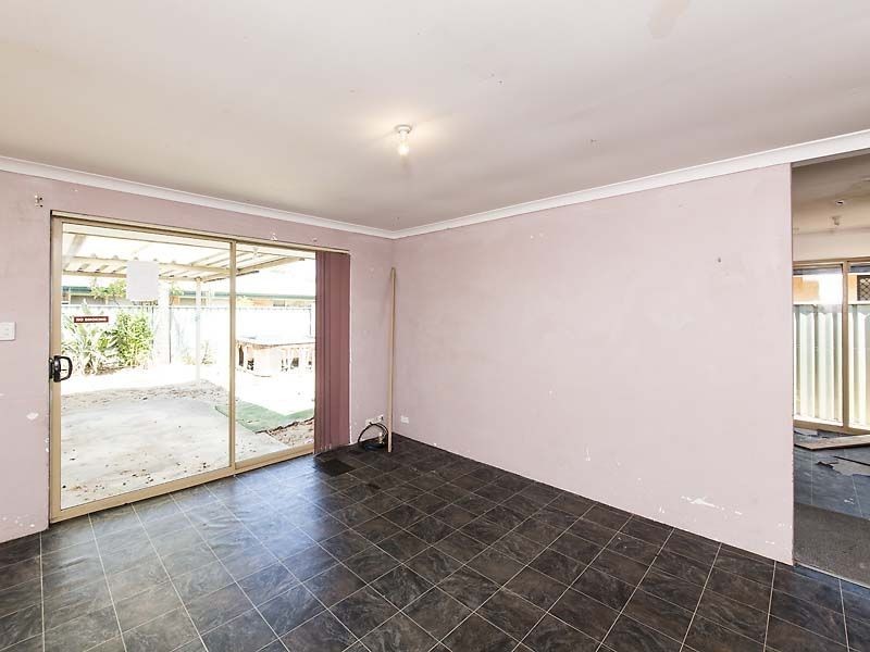 10 Molloy Circuit, Atwell WA 6164