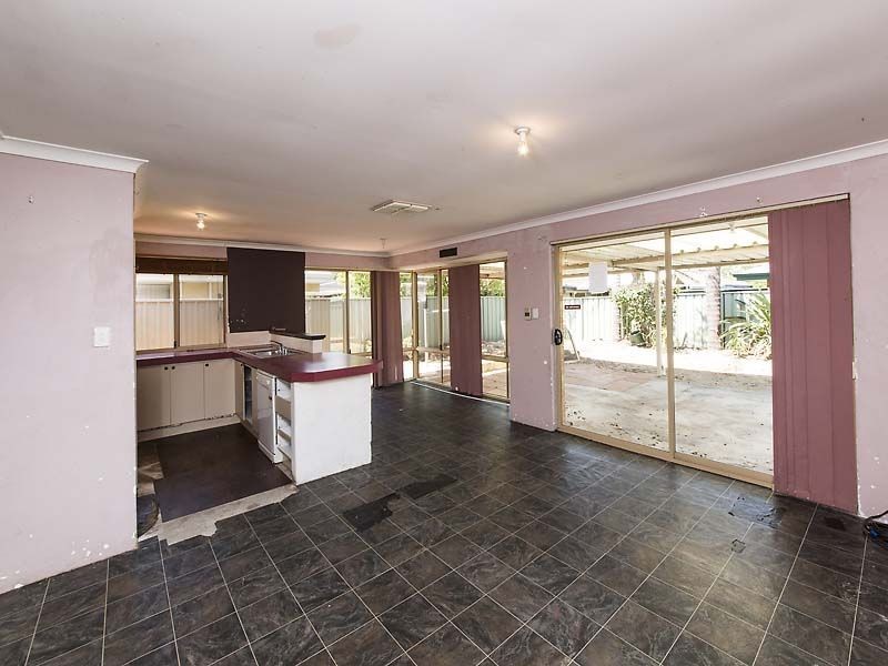 10 Molloy Circuit, Atwell WA 6164