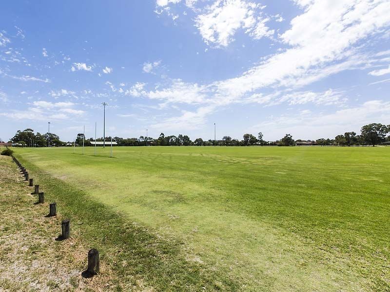 10 Molloy Circuit, Atwell WA 6164