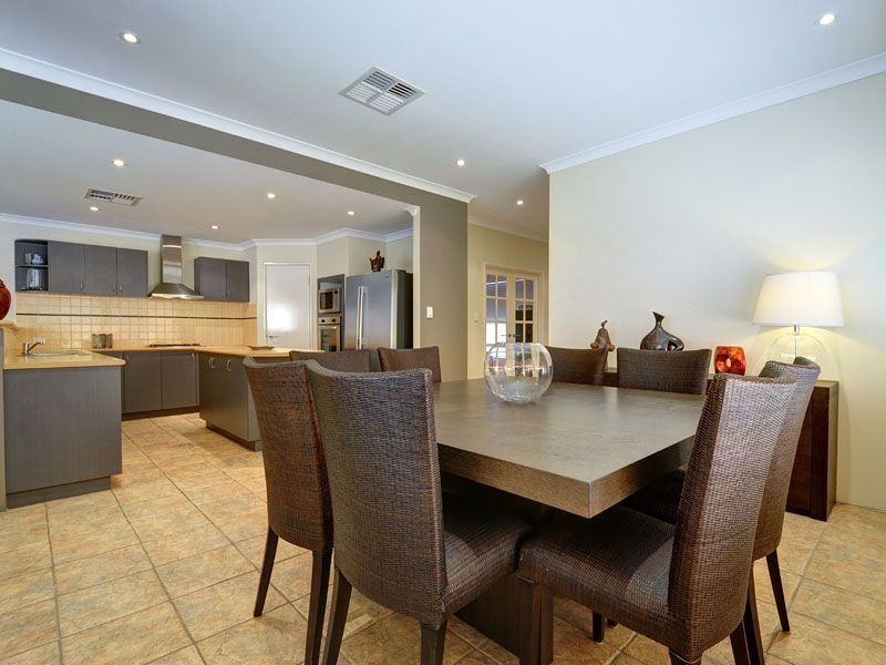 34 Sanguine Way, Atwell WA 6164