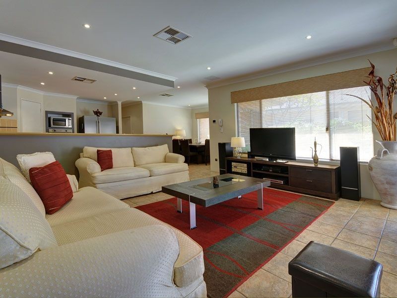 34 Sanguine Way, Atwell WA 6164