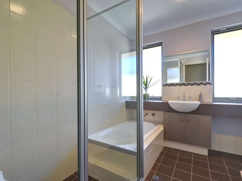 34 Sanguine Way, Atwell WA 6164