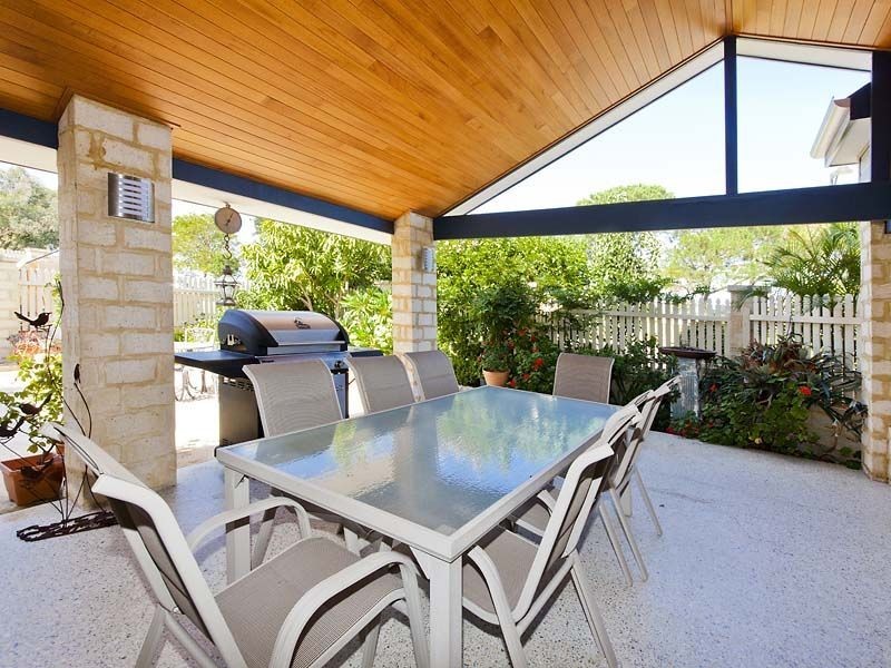 5 Harvest Lakes Boulevard, Atwell WA 6164