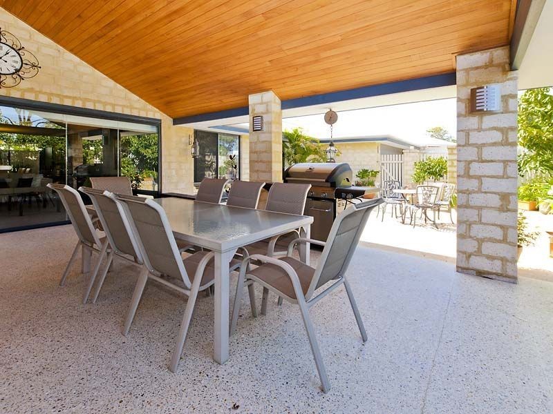 5 Harvest Lakes Boulevard, Atwell WA 6164