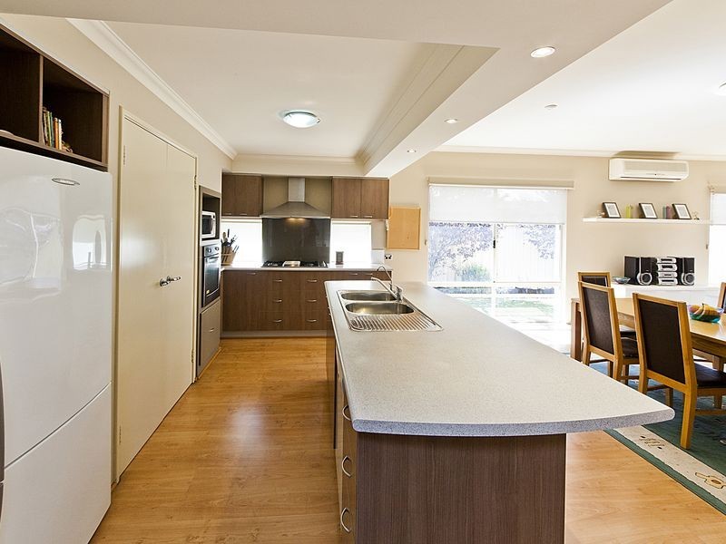 38 Sanguine Way, Atwell WA 6164