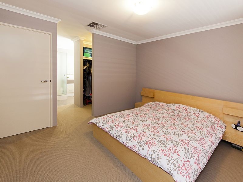 38 Sanguine Way, Atwell WA 6164