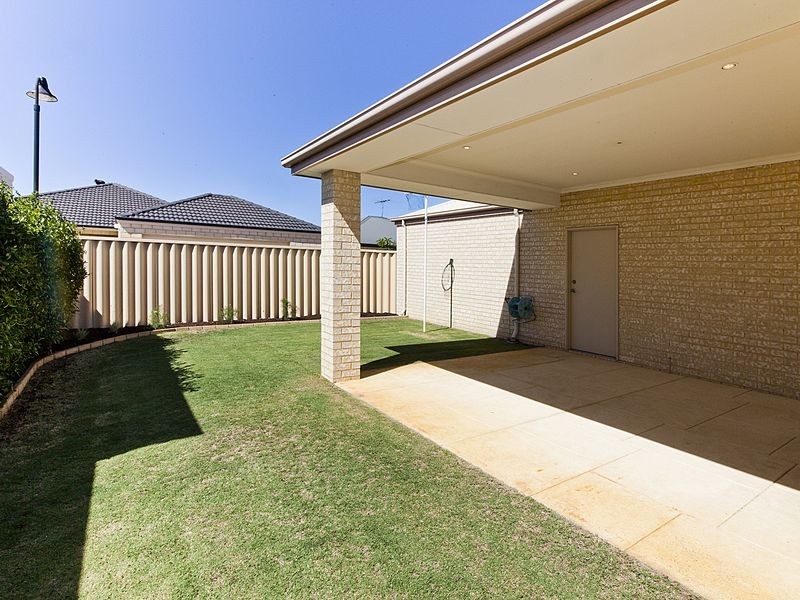 38 Sanguine Way, Atwell WA 6164