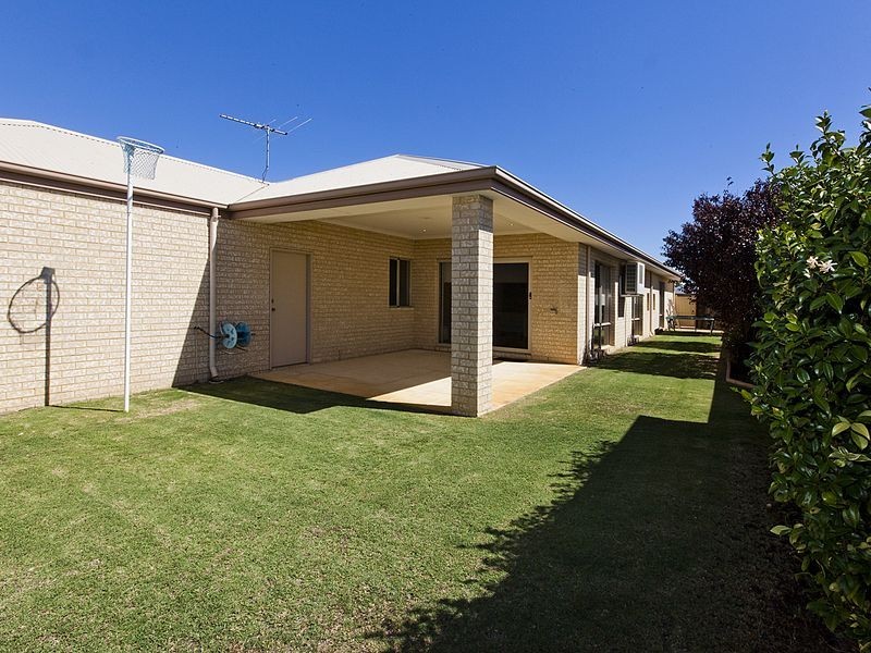 38 Sanguine Way, Atwell WA 6164