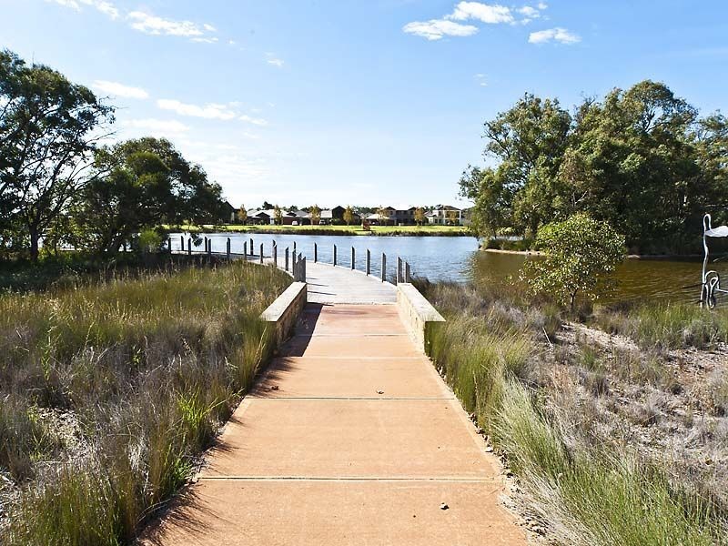 45 Harmony Avenue, Atwell WA 6164