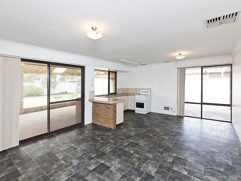 8 Prentice Place, South Lake WA 6164