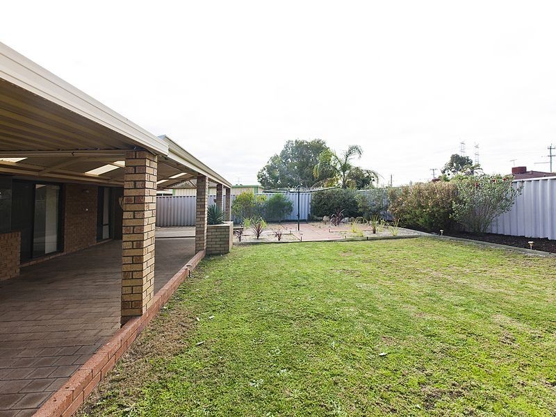 8 Prentice Place, South Lake WA 6164