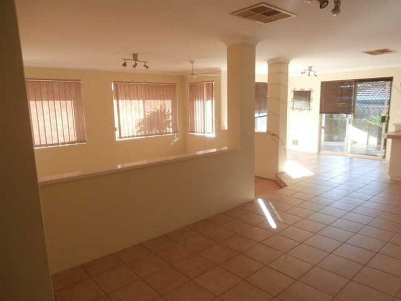 11 Dreier Court, Atwell WA 6164