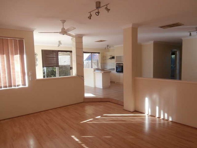 11 Dreier Court, Atwell WA 6164