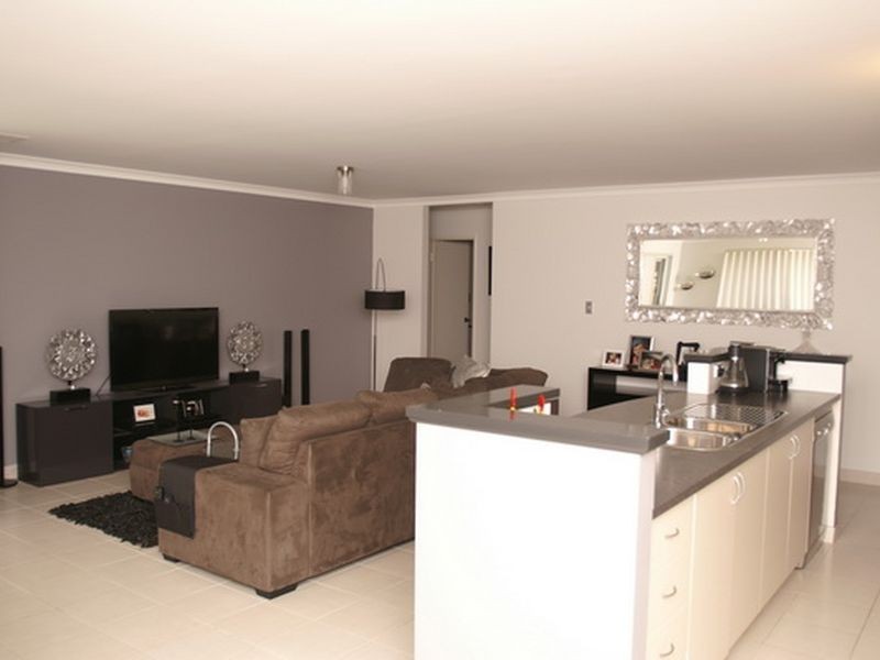 18 Caterpillar Road, Success WA 6164