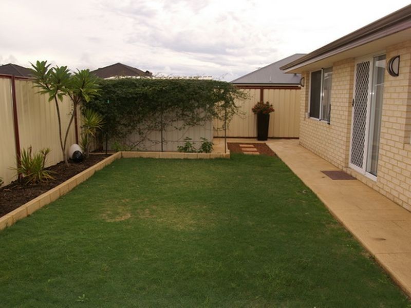 18 Caterpillar Road, Success WA 6164