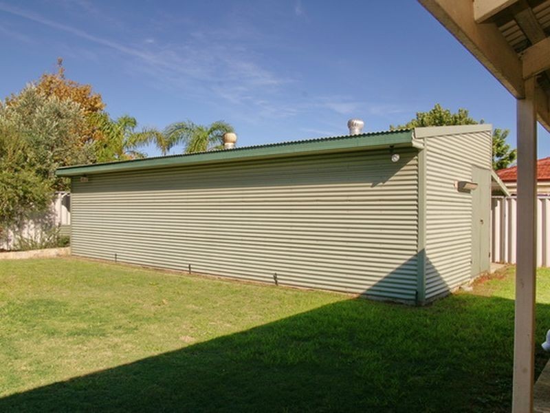 6 Shadwell Retreat, Atwell WA 6164