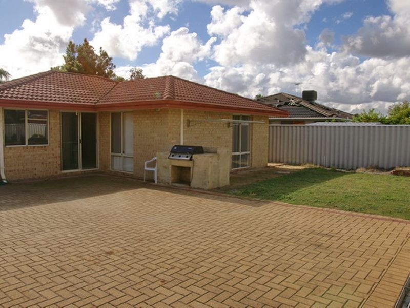 13 Mayhew Cross, Atwell WA 6164