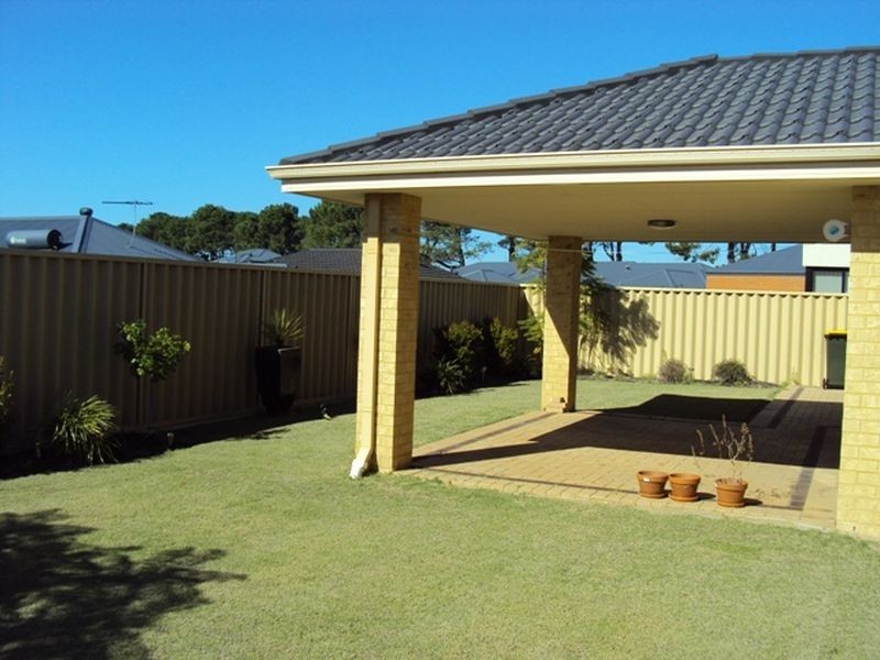29 Lyon Road, Atwell WA 6164
