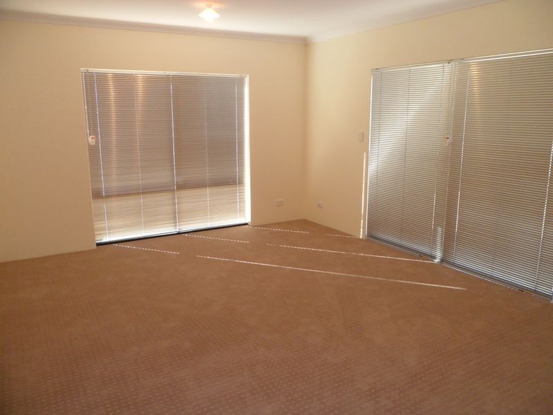 4 Padua Place, Aubin Grove WA 6164