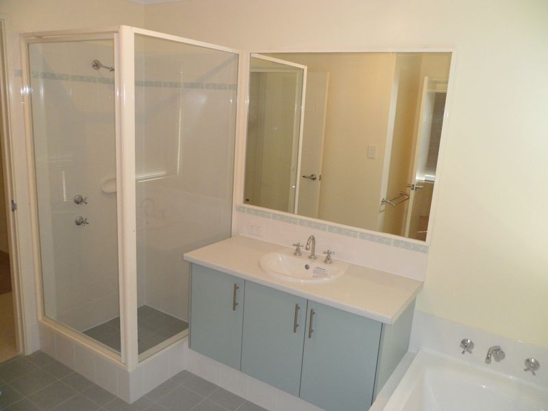 4 Padua Place, Aubin Grove WA 6164